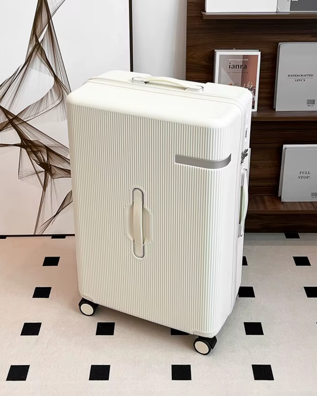 Marina Ivory - Set of 3 Trolley (20, 24 & 26 Inch)