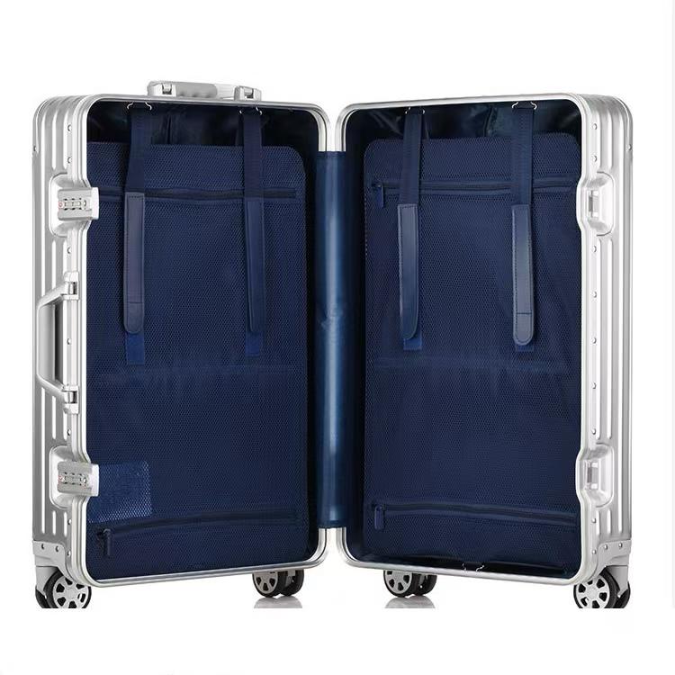 Autograph - Silver 20" Aluminium Cabin Bag