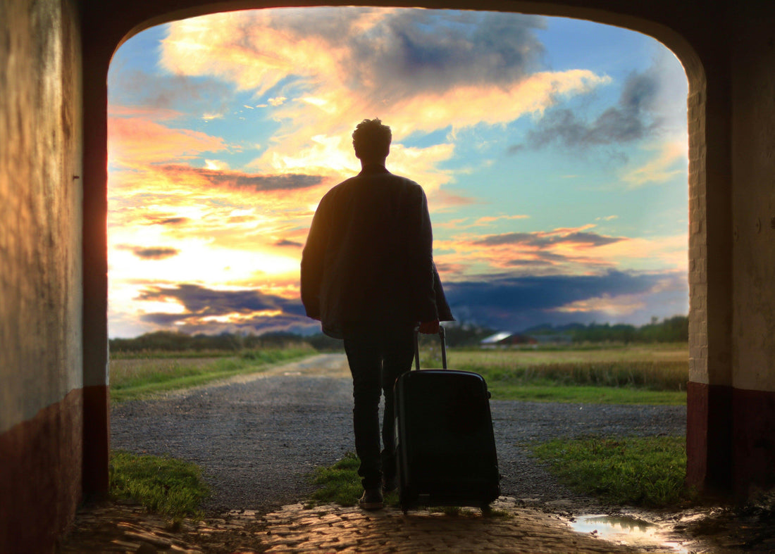How to Choose the Right Travel Bag: A Complete Guide - PYB Fashion